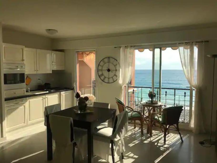 Victoria Bilocale Centro Citta E Vista Mare Apartment Menton Exterior photo